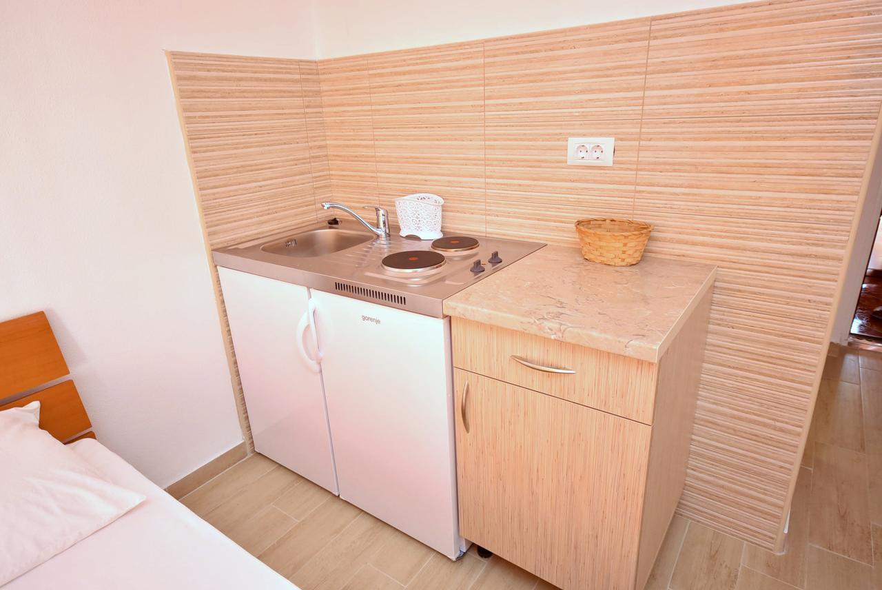 Apartmani Spaic ヘルツェグ・ノヴィ エクステリア 写真